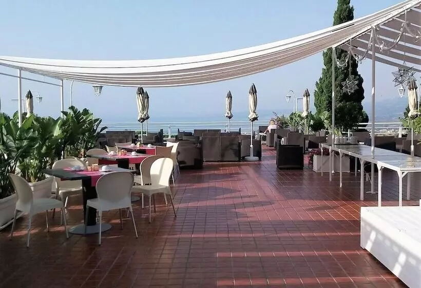 בית מלון כפרי Continental