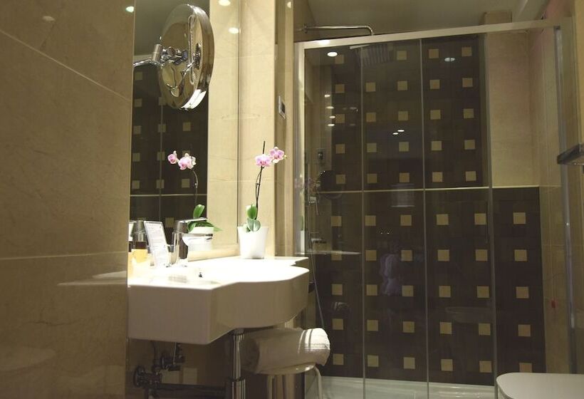 فندق Continental