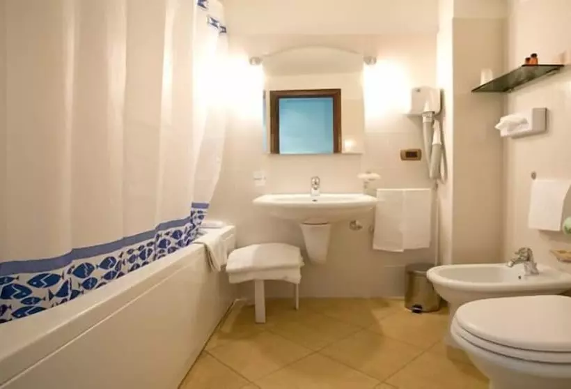 בית מלון כפרי Continental