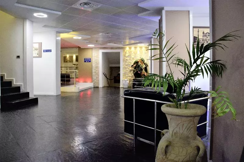 هتل Ibis Styles Palermo Cristal