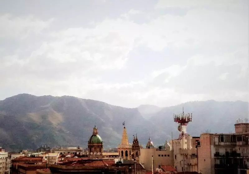 هتل Ibis Styles Palermo Cristal