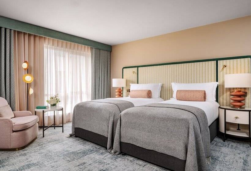 בית מלון כפרי The Green