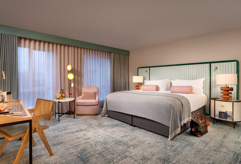 בית מלון כפרי The Green