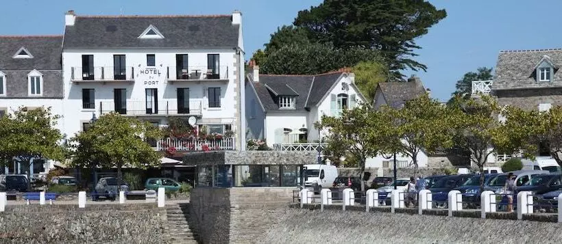 Hotelli Du Port