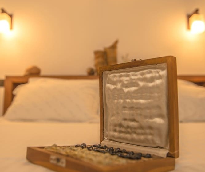 هتل Tropical Biosphere