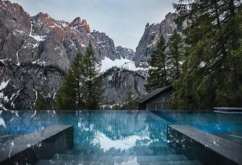 هتل Kolfuschgerhof Mountain Resort