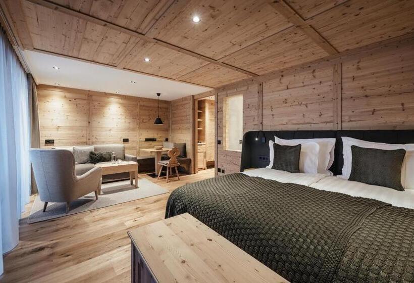 هتل Kolfuschgerhof Mountain Resort