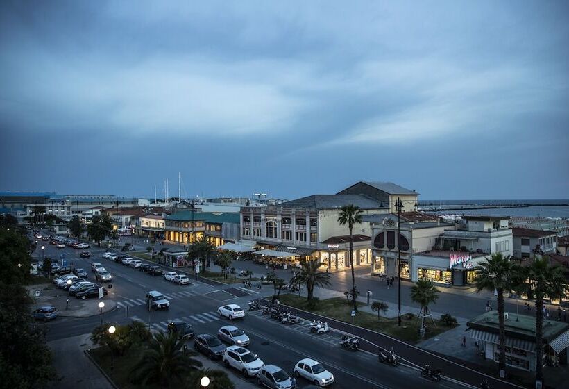 فندق Plaza E De Russie Relais & Chateaux