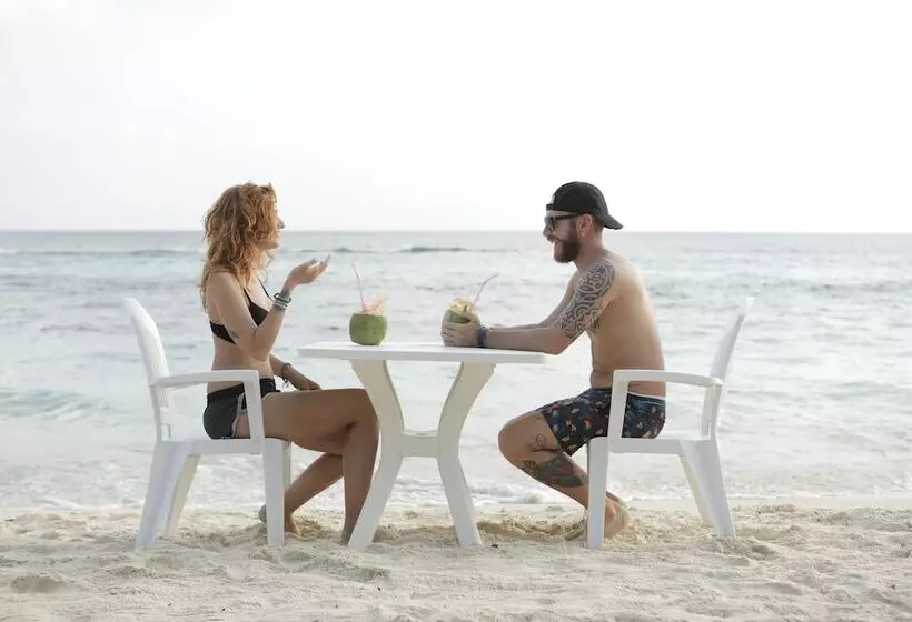 هتل Quicksand Rasdhoo