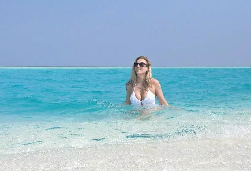 هتل Quicksand Rasdhoo