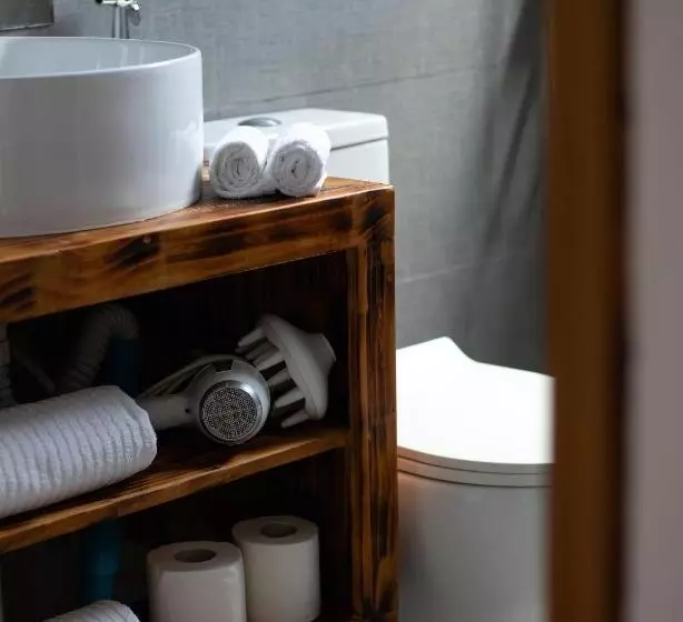 پانسیون Dhiffushi Inn