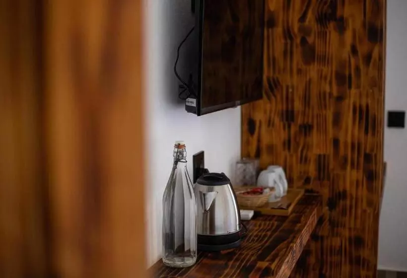 پانسیون Dhiffushi Inn