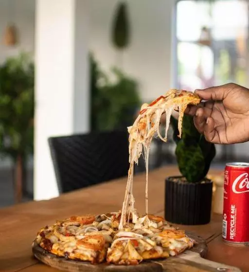 پانسیون Dhiffushi Inn