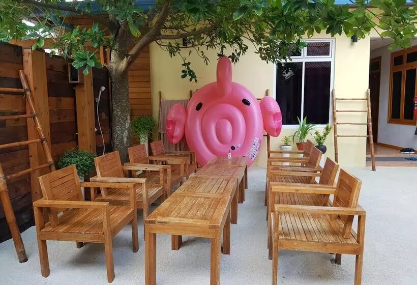 پانسیون Holiday Garden Rasdhoo