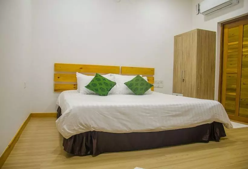 پانسیون Holiday Garden Rasdhoo