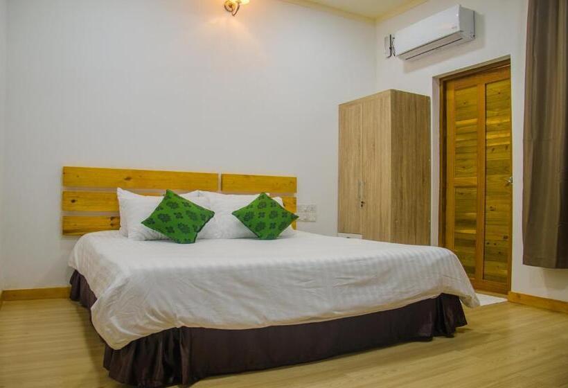 پانسیون Holiday Garden Rasdhoo