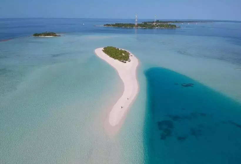 پانسیون Holiday Garden Rasdhoo