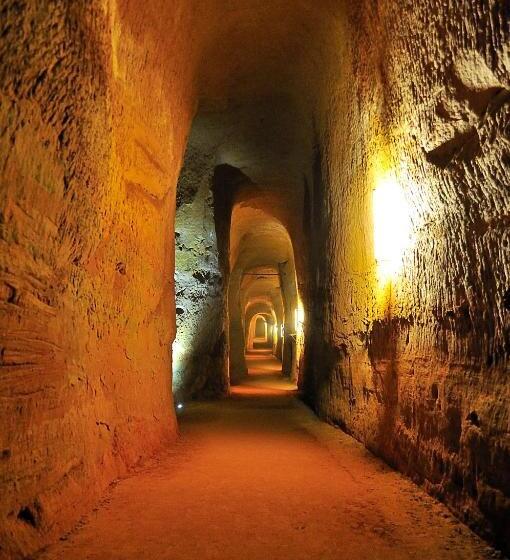 בית מלון כפרי First Inn