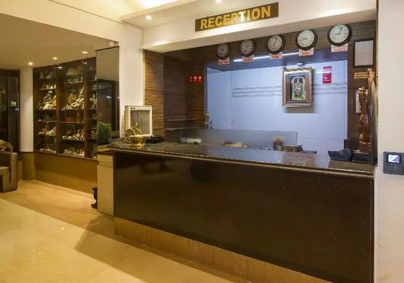 Hotelli Panchratna By Oyo Rooms