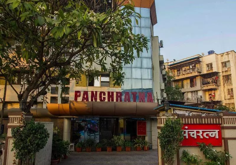 Hotelli Panchratna By Oyo Rooms