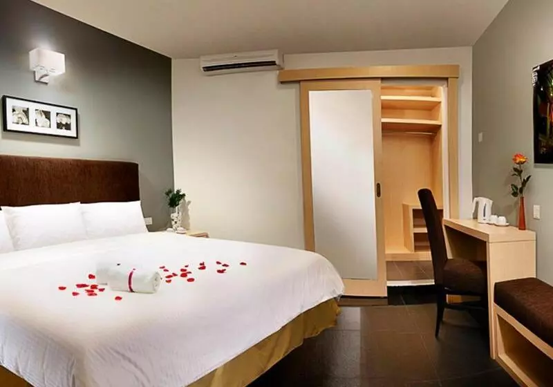 Sky Hotel Selayang