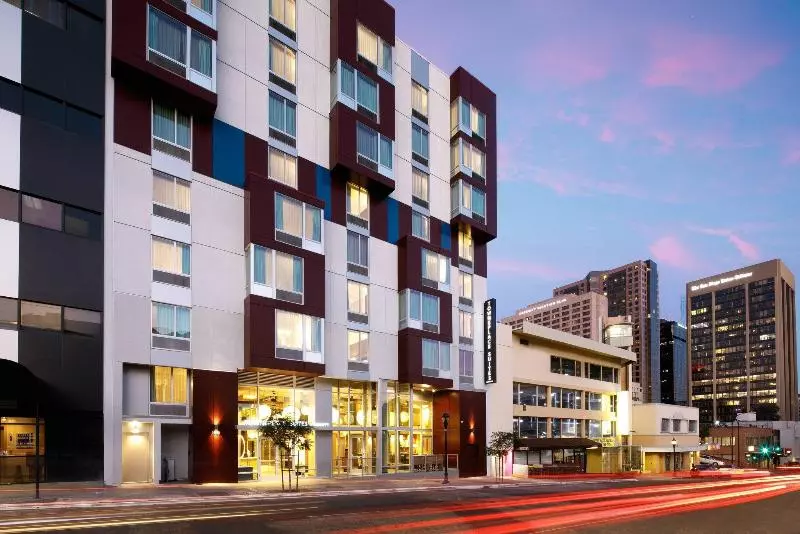 هتل Towneplace Suites By Marriott San Diego Downtown