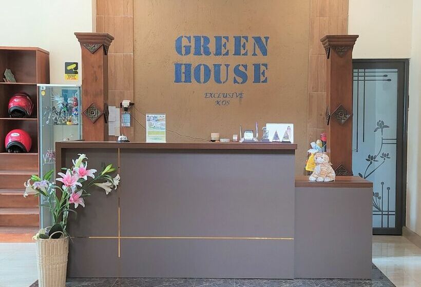 Пансион Greenhouse Exclusive Tegalwaras