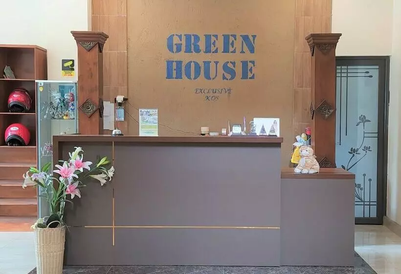 Majatalo Greenhouse Exclusive Tegalwaras