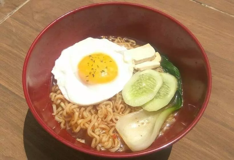 Majatalo Greenhouse Exclusive Tegalwaras