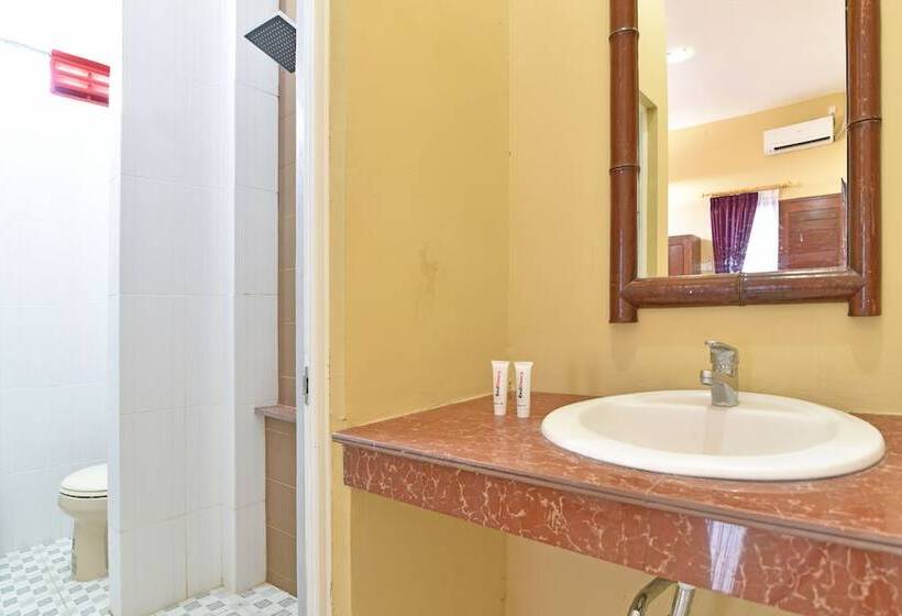 بنسيون Reddoorz @ Uluwatu Bali