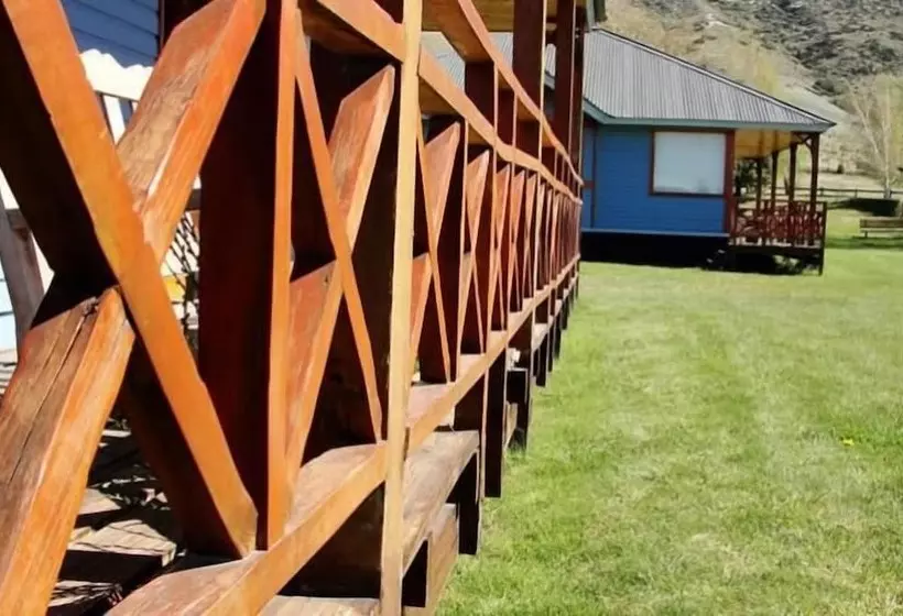 ホテル Spring Creek Lodge