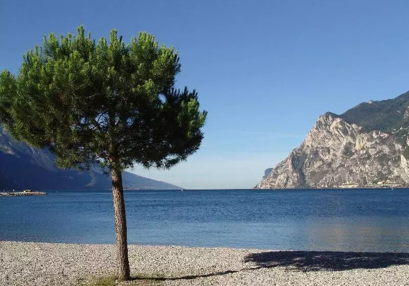 Lake Front Hotel Mirage