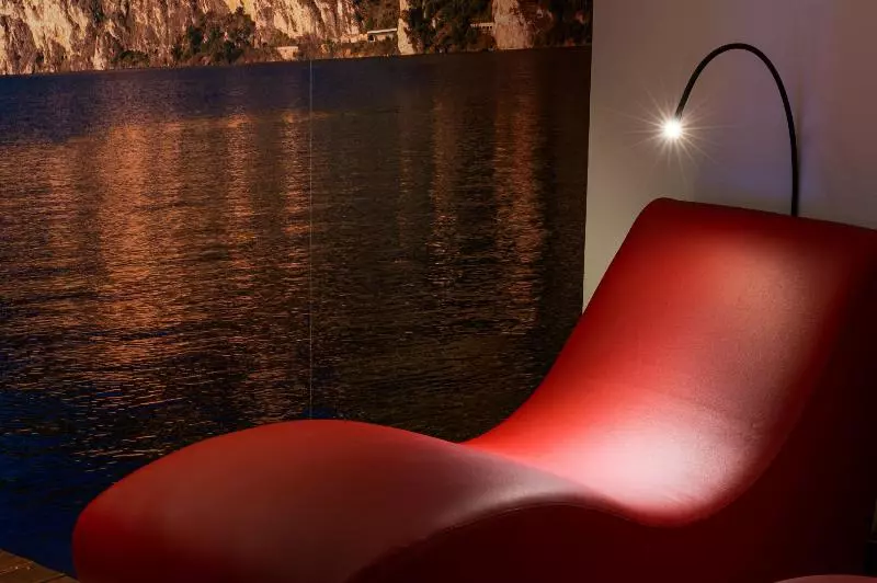 Lake Front Hotel Mirage