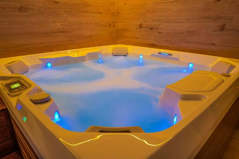 Lake Front Hotel Mirage