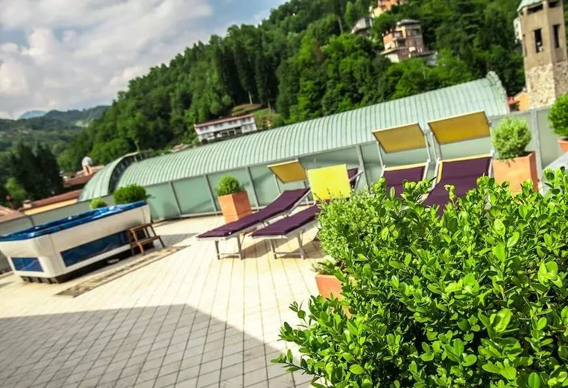 ホテル Trettenero