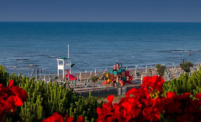 هتل Viña Del Mar Pineta