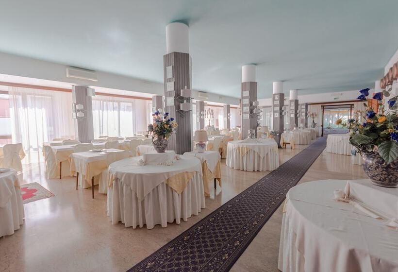 هتل Viña Del Mar Pineta