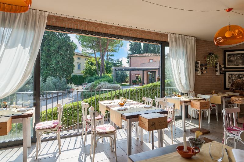 Отель Villasanpaolo Resort & Spa