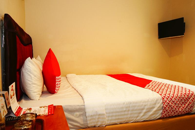 בית מלון כפרי Belitong By Oyo Rooms