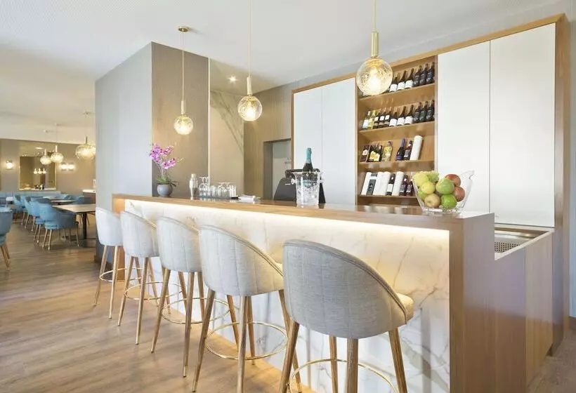 Hôtel Acta The Avenue