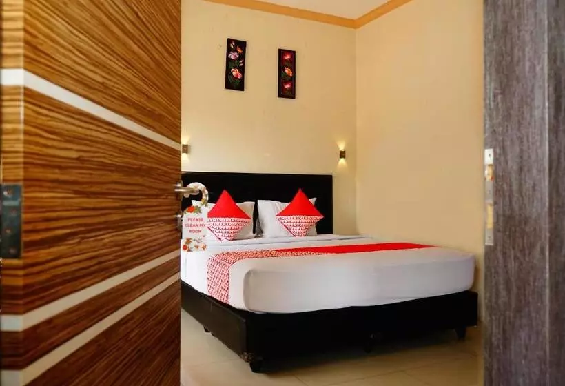 ホテル Golden Vella By Oyo Rooms