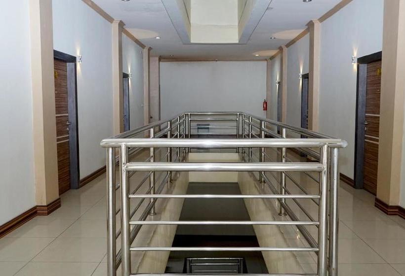 בית מלון כפרי Golden Vella By Oyo Rooms