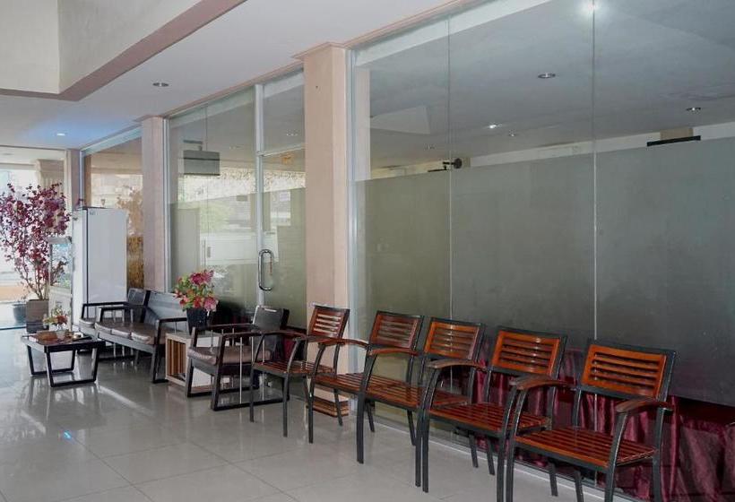 בית מלון כפרי Golden Vella By Oyo Rooms