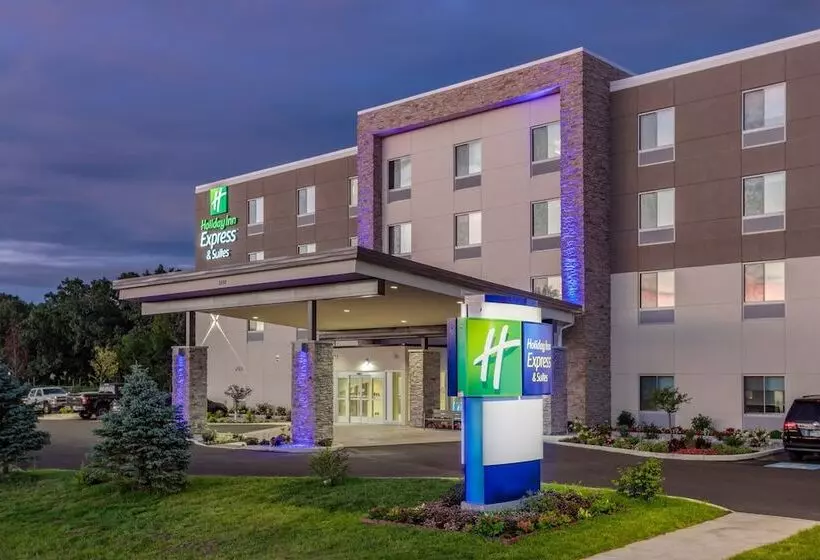 Hotelli Holiday Inn Express & Suites Elkhart North By Ihg