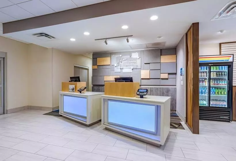 Hotelli Holiday Inn Express & Suites Elkhart North By Ihg