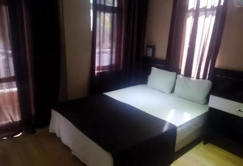 هتل Koli̇bry Sv