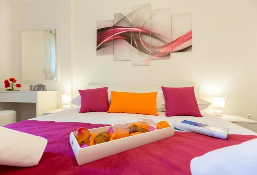 ホテル Leona & Borna's Central Lapad Suites