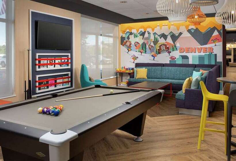 هتل Tru By Hilton Denver Airport Tower Road