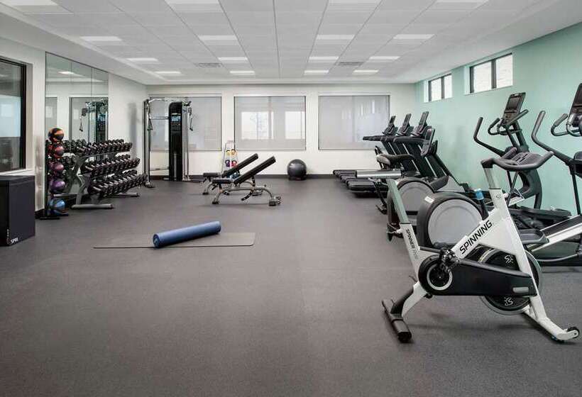 هتل Tru By Hilton Denver Airport Tower Road