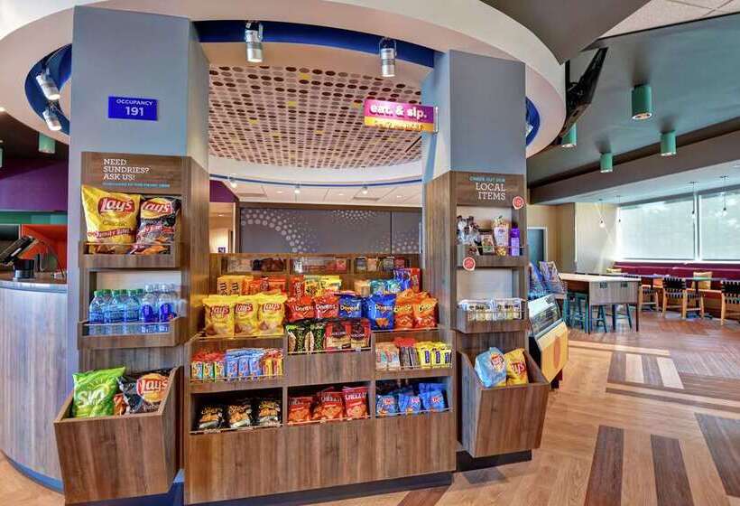 בית מלון כפרי Tru By Hilton Idaho Falls